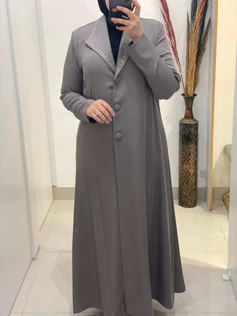 صاية مع بنطرون التاجي A 235 (بيجي, 40)