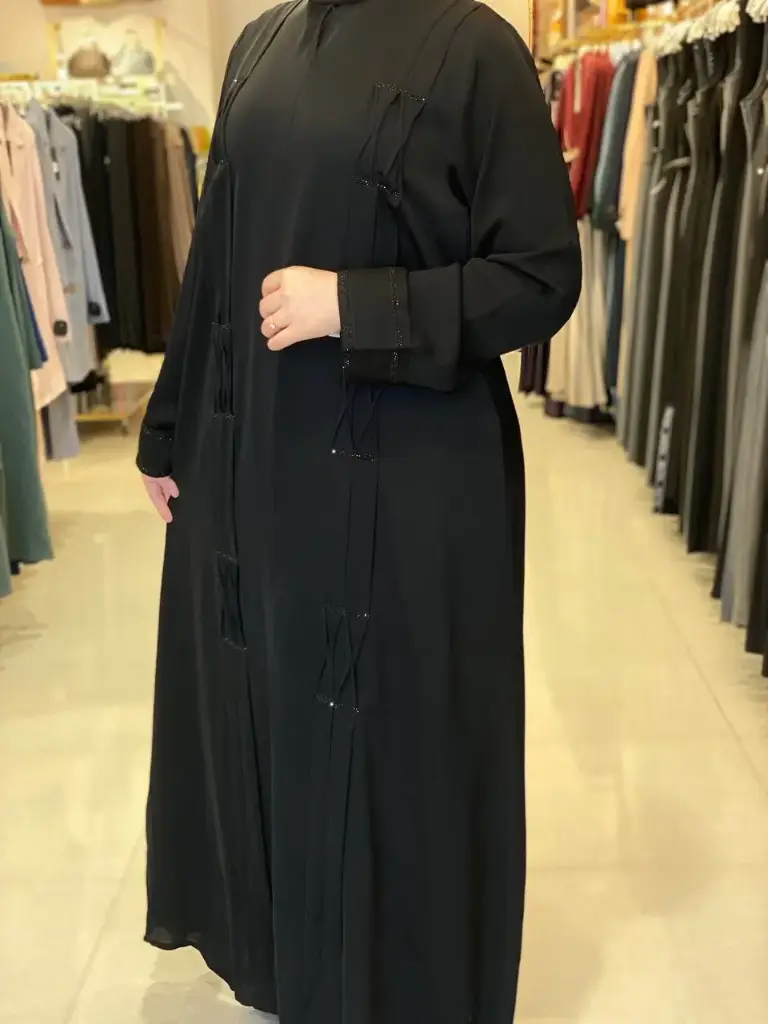 عباءة بدون اسم اكسات