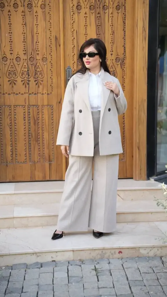 كوت نقشة كتف ساحل مع كيلوت