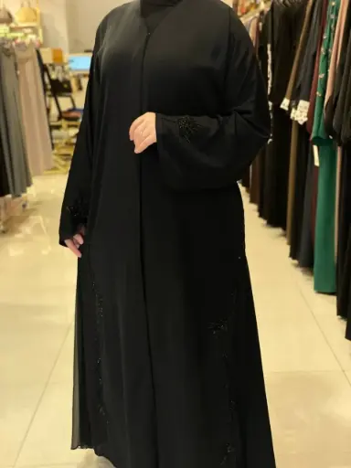 عباءة اماراتية اك شك مع تطعيم جوانب شيفون